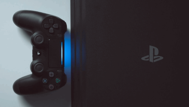 Sony vai encerrar suporte ao PS4 em 2026